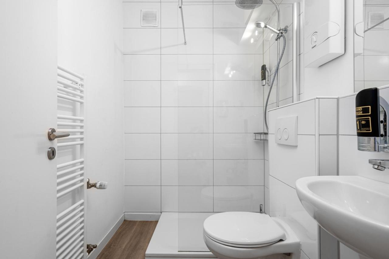 Apartment 5, Direkt Am Bahnhof Аахен Екстериор снимка
